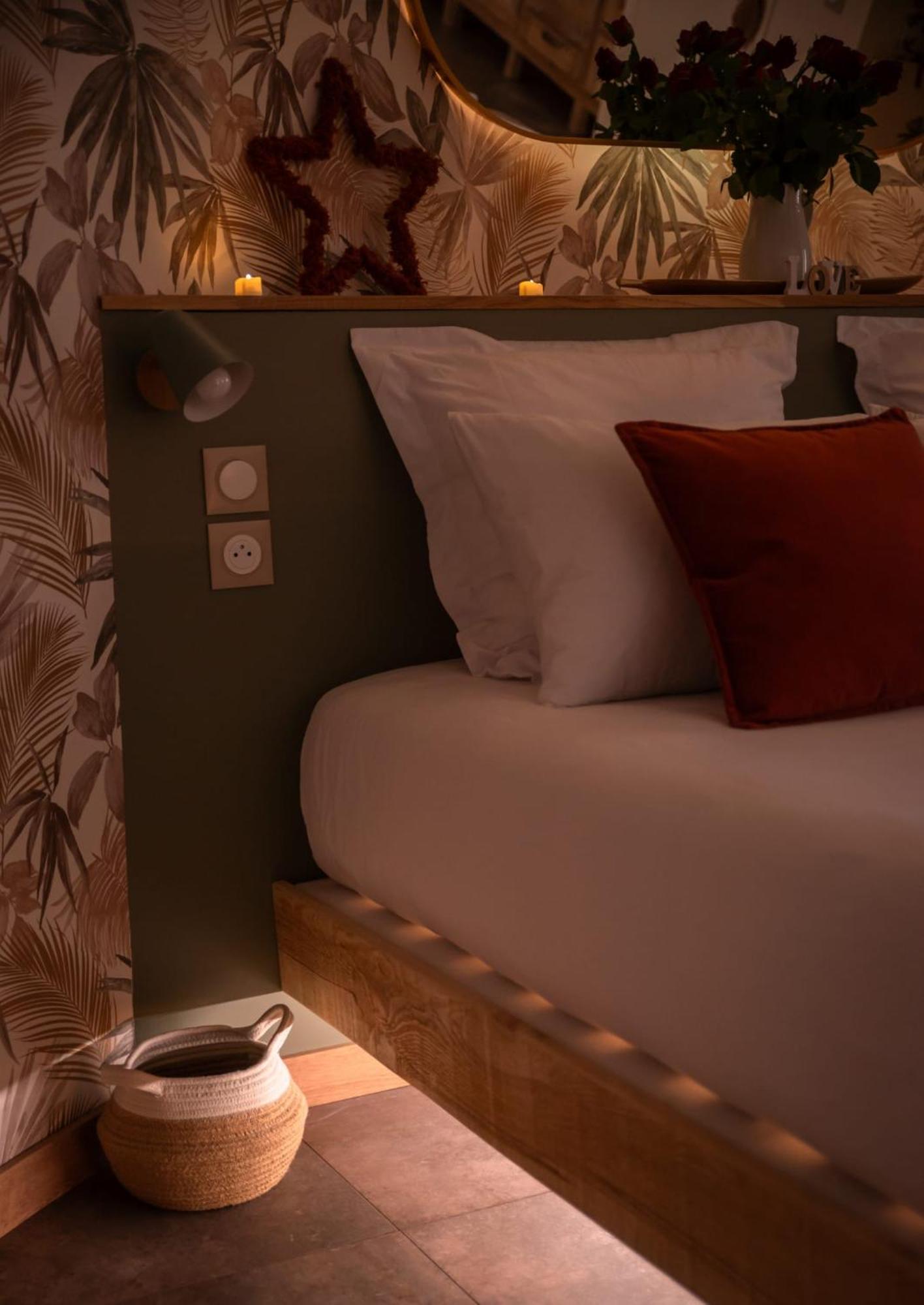Le Mas Aux Amoureux , Suite Romantique Et Spa Le Barcarès المظهر الخارجي الصورة